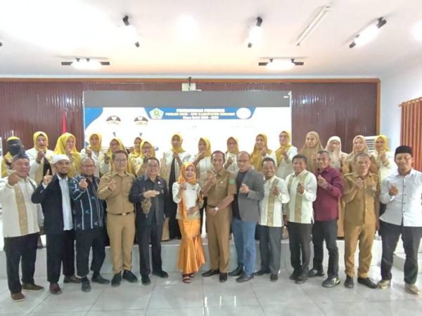 Dikukuhkan Jadi Ketua Forum UKM-IKM, Rita Harmasan Gaungkan UMKM Konawe Naik Kelas
