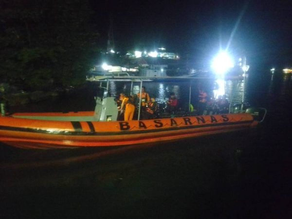 Kapal Mati Mesin, Tiga Penumpang Terombang Ambing di Perairan Kokapi Konawe Utara