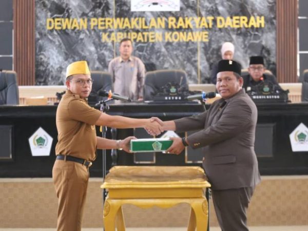 Bupati Konawe Serahkan Laporan Pertanggungjawaban APBD 2025, DPRD Siap Lakukan Evaluasi