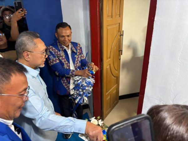 Zulhas Resmikan Markas Baru PAN Sultra, Tegaskan Penguatan Konsolidasi Partai