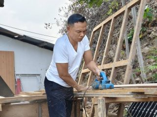 Mesin Serut dan Serbuk Kayu di Tangan Penguasa Konawe
